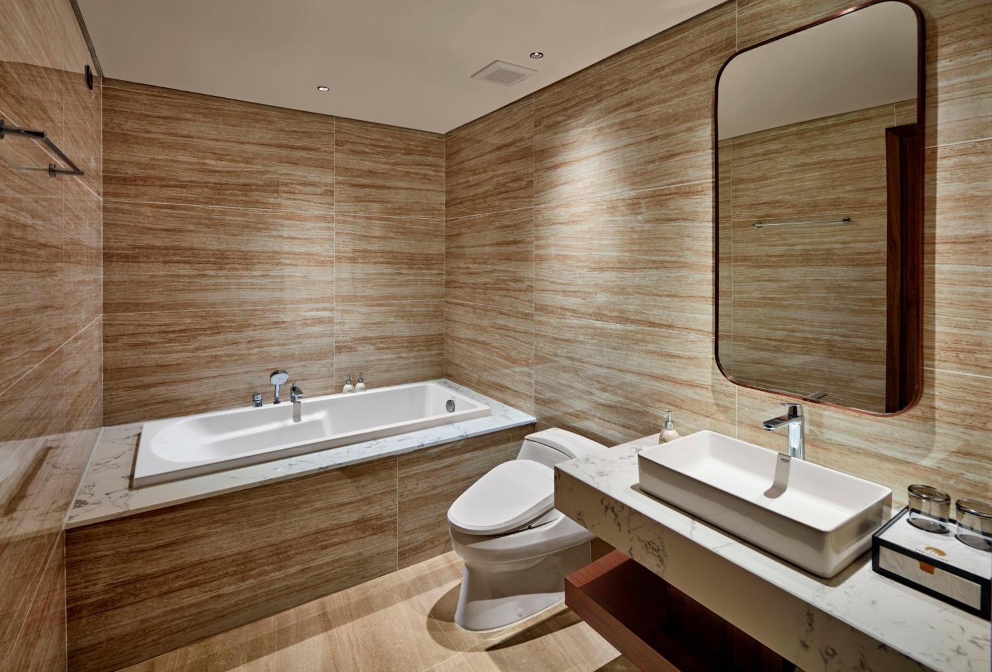 The Watson Premium Halong Hotel Ха Лонг Екстериор снимка